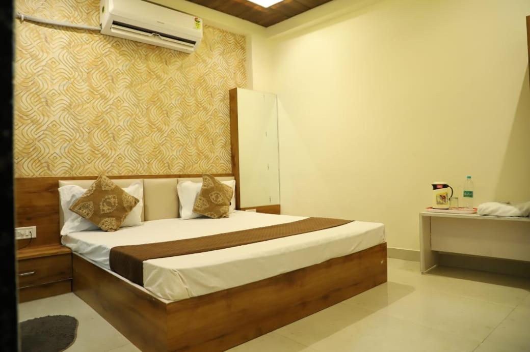 Hotel Mangal Bhog Nathdwara Bagian luar foto